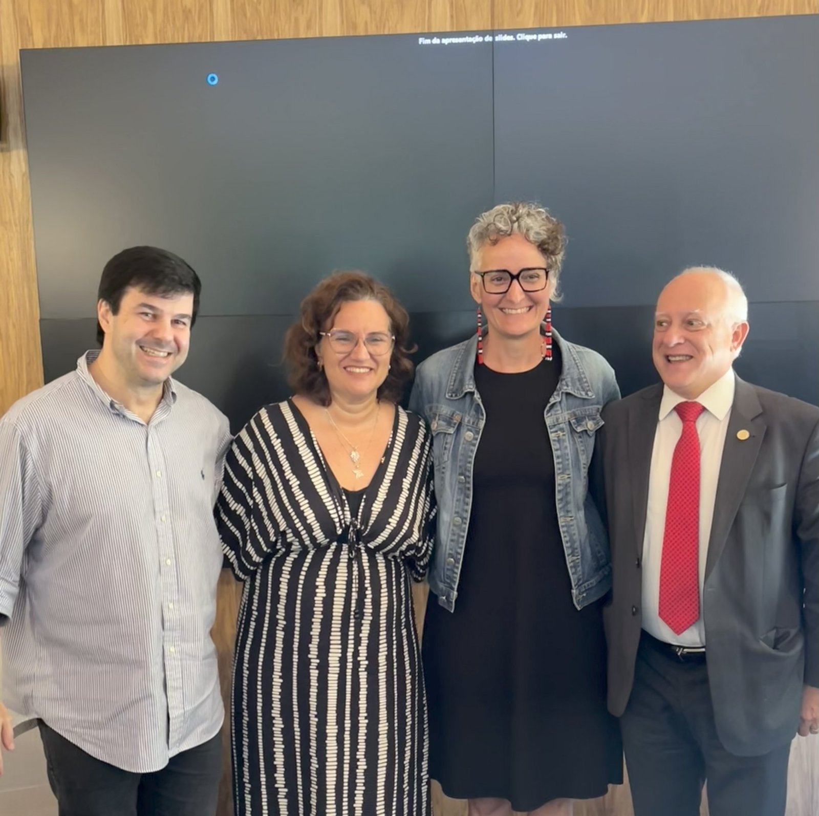 Imagem para O Direito Diante Da Máquina: Como a IA está reprogramando a Justiça Brasileira