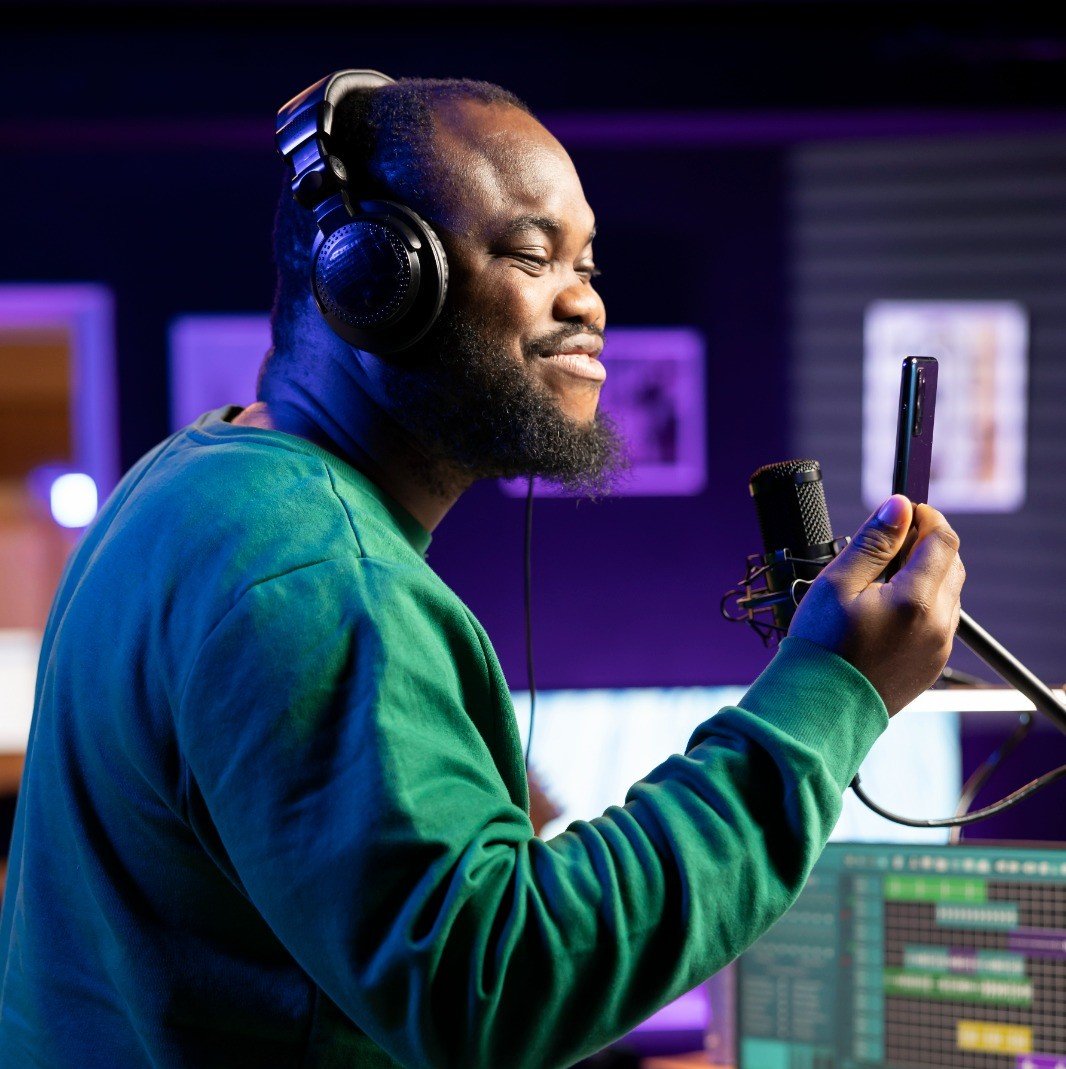 Imagem para Direito Autoral e Musictechs: Desafios no Registro e Proteção de Obras na Era do Streaming e da Inteligência Artificial